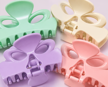 Pastel flower hair claw clips